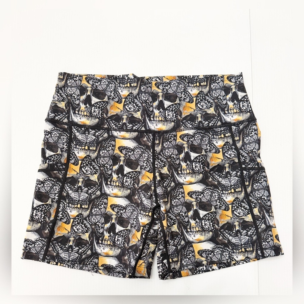 Constantly Varied Gear Butterfly Skulls Printed Honey Metamorphosis Shorts - L